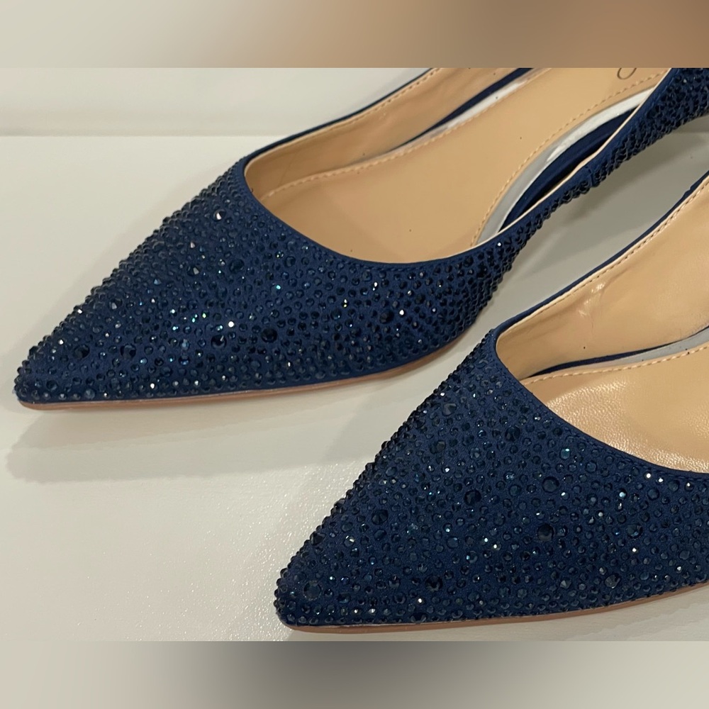 Size 6.5  Jewel Badgley Mischka Navy Rhinestone Kitten Heel